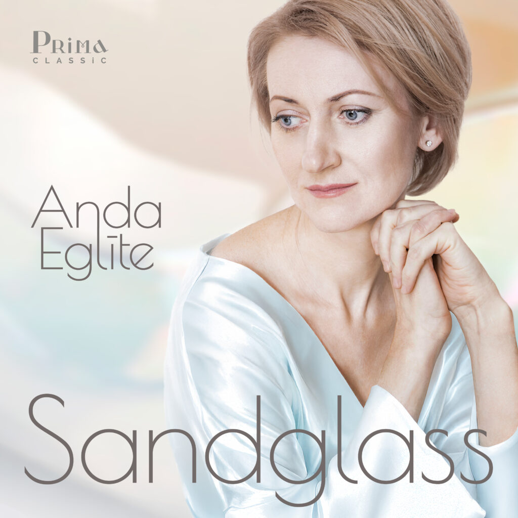 Anda Eglīte – Sandglass